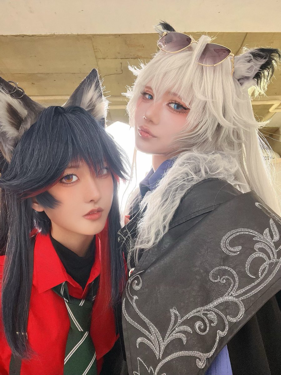 is060901's tweet photo. 双狼🐺

#Arknightscosplay #明日方舟 https://t.co/n2LGSPB4nJ