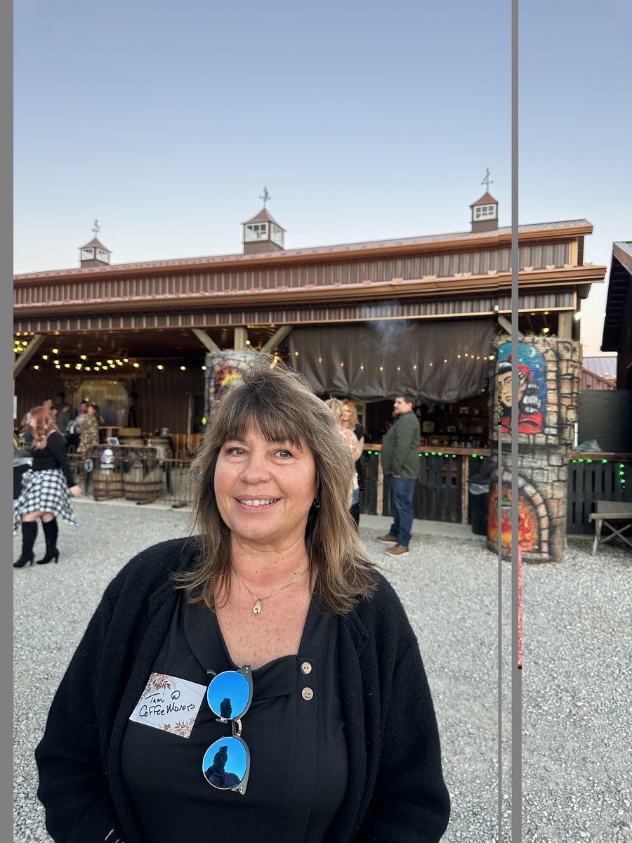 coffeesmoving's tweet photo. Thank you so much Maureen and the entire IRONGATE Realty Group for inviting us to your fall gathering! https://t.co/KbcxaIQlhO