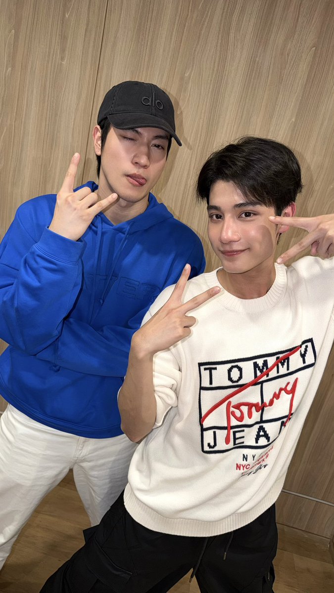 ArunRungTH's tweet photo. เด็กแฝดมา Read Through ค้าบ

#คุณชายอนันตศัย
#ช่องวัน31 https://t.co/v6OMoJQqwW