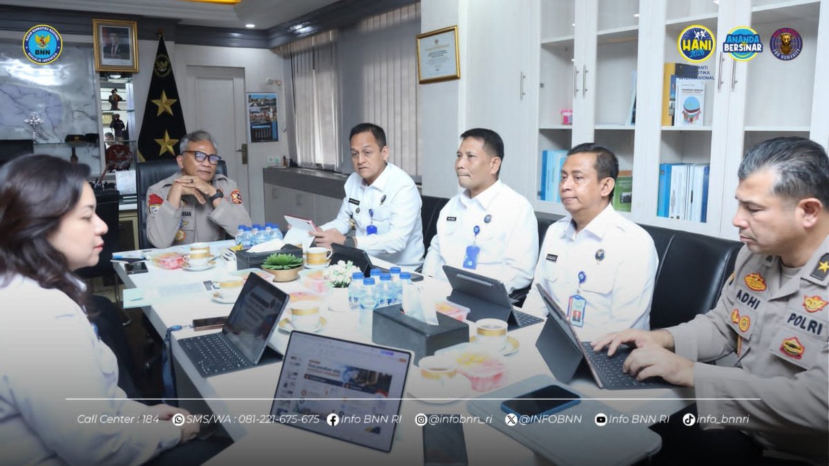 INFOBNN's tweet photo. BNN PERKUAT KOORDINASI LINTAS KEMENTERIAN DORONG PELARANGAN TOTAL VAPE

Upaya BNN dalam mendorong pelarangan total penggunaan dan peredaran rokok elektrik atau vape terus berlanjut melalui penguatan koordinasi lintas kementerian dan lembaga. https://t.co/ewQWysXbx8