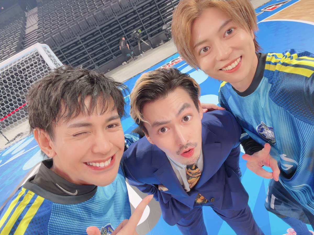yuho_18_matsui's tweet photo. 『ACTORS☆LEAGUE in Futsal 2026』

チームの力で優勝できたー！！！🏆

圭輔さんを担ぐことができました。
返しきれない恩をほんの少しだけ返せた気がします。
それがすごい嬉しかった。

仲間も相手の皆様も
そして応援してくださった皆様も
本当に
ありがとうございました！！！⚽️ https://t.co/hLUSMunPQf