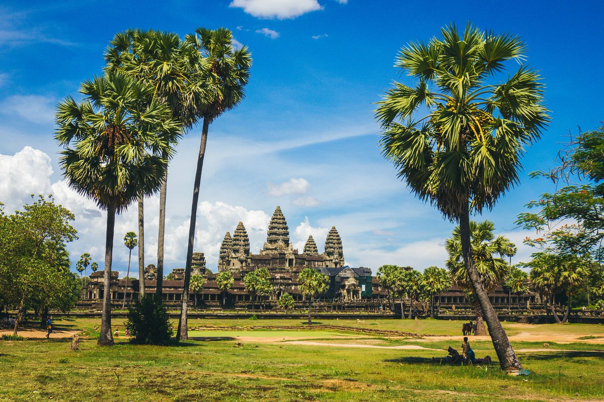 nadiamorsy's tweet photo. Enjoy Cambodia’s warm hospitality, vibrant local markets, riverside cafés, and rich cultural attractions. Every journey is filled with history, tradition, and unforgettable memories. https://t.co/ZdVmV2K91V