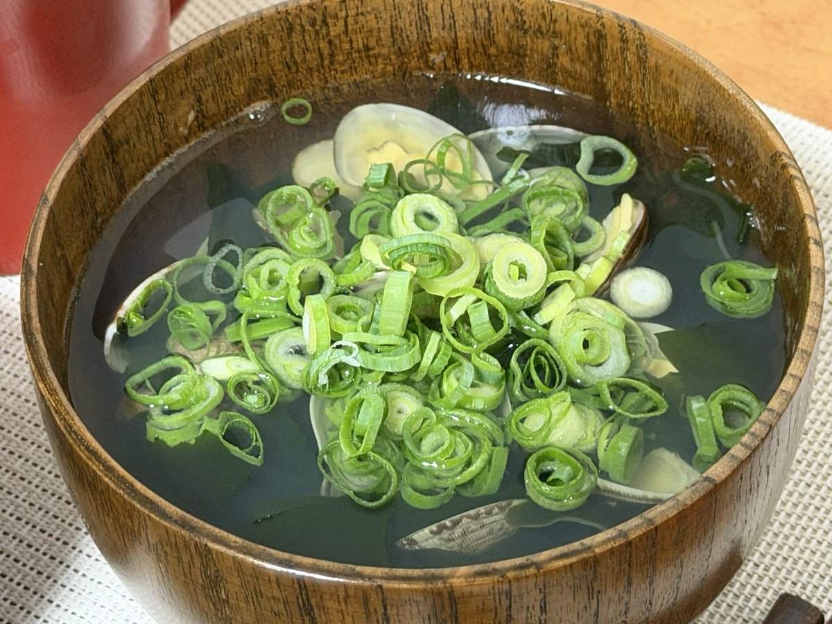 marine920T's tweet photo. 活きの良いアサリを仕入れたので貝汁定食へ
後は残りもの処理😅 https://t.co/zFtd5iiwtC