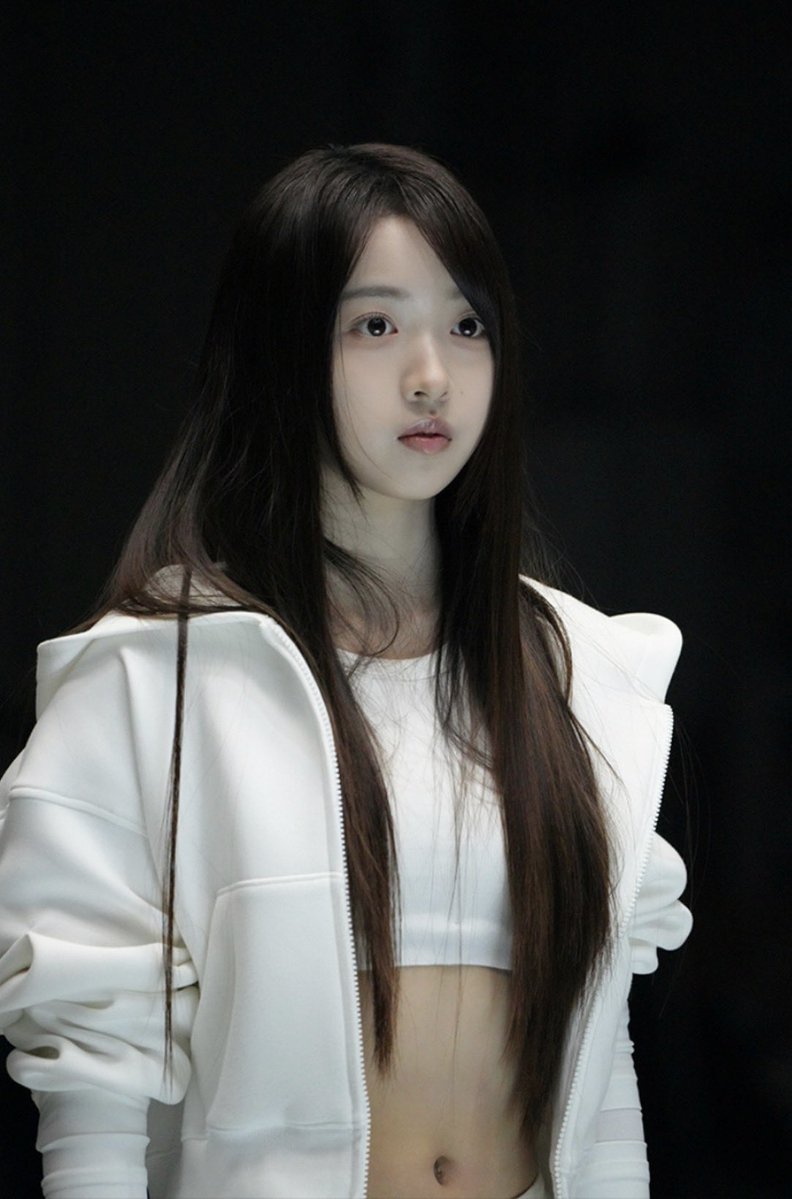 A2OLITE_XILI's tweet photo. 음기미소녀 어쩔거임. ㅜㅜ

#A2OLITE #XILI #시리 https://t.co/oKASjKLw5b