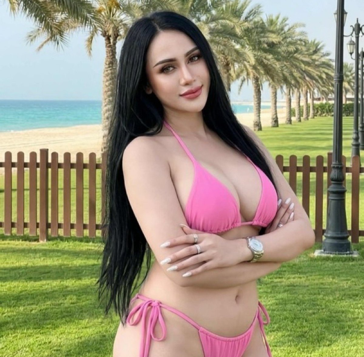 monaqwo's tweet photo. #ladyboy_riyadh 
#ladyboy_saudi 
#ladyboy_both_in_Riyadh https://t.co/V2cCqjpxwM