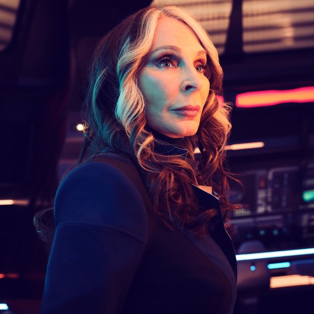 Ladieswhotrek's tweet photo. Happy #BevCrusherDay! 🩺🚀
Celebrating Dr. Beverly Crusher: A brilliant doctor, a compassionate leader, and a vital part of the Enterprise-D crew. Here’s to one of Starfleet’s finest physicians. ❤️ https://t.co/kZf9I1WSVB