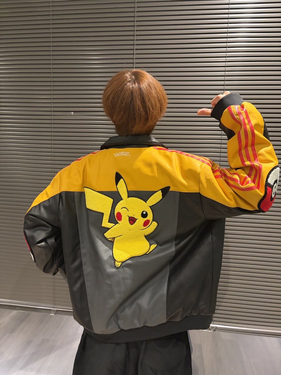 t_miyata_kmf2's tweet photo. 横尾さんからもらったピカチュウ着たっ⚡️

大切にするぜっ！！ https://t.co/EqMbeuflsJ