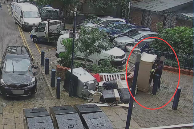putneysw15's tweet photo. New Measures Planned to Tackle Fly-tipping
Wandsworth Council says prevention is at core of new strategy https://t.co/0zziZ3QuTF https://t.co/v783BMIvHb