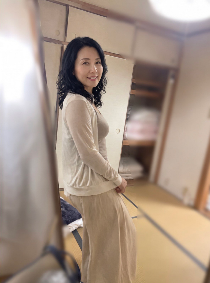 ONEDIRE04841944's tweet photo. 男性のみなさんに質問です            こんな59歳と一緒にお風呂入れますか？              ①無理       ②いける https://t.co/EVmCTVPfV8