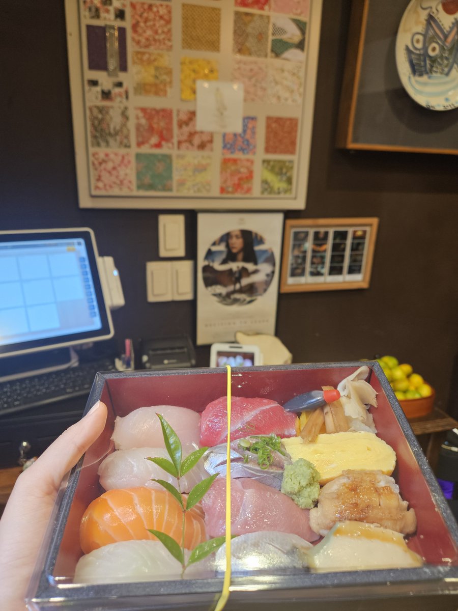 nyum888's tweet photo. 비싼초밥먹을결심 ㄷㄷ
딱히 헤결팬은 아니고요(영화잼게봄) 초밥팬입니다 https://t.co/9xXFg580hv