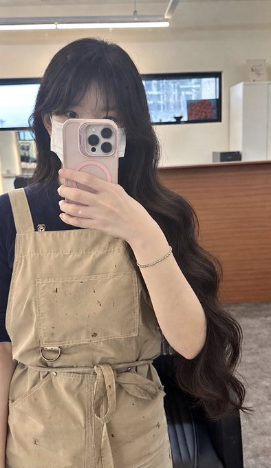 Screen42618's tweet photo. 빤리연락해봐  #맘눌뎀 https://t.co/eeWhH4Imm8