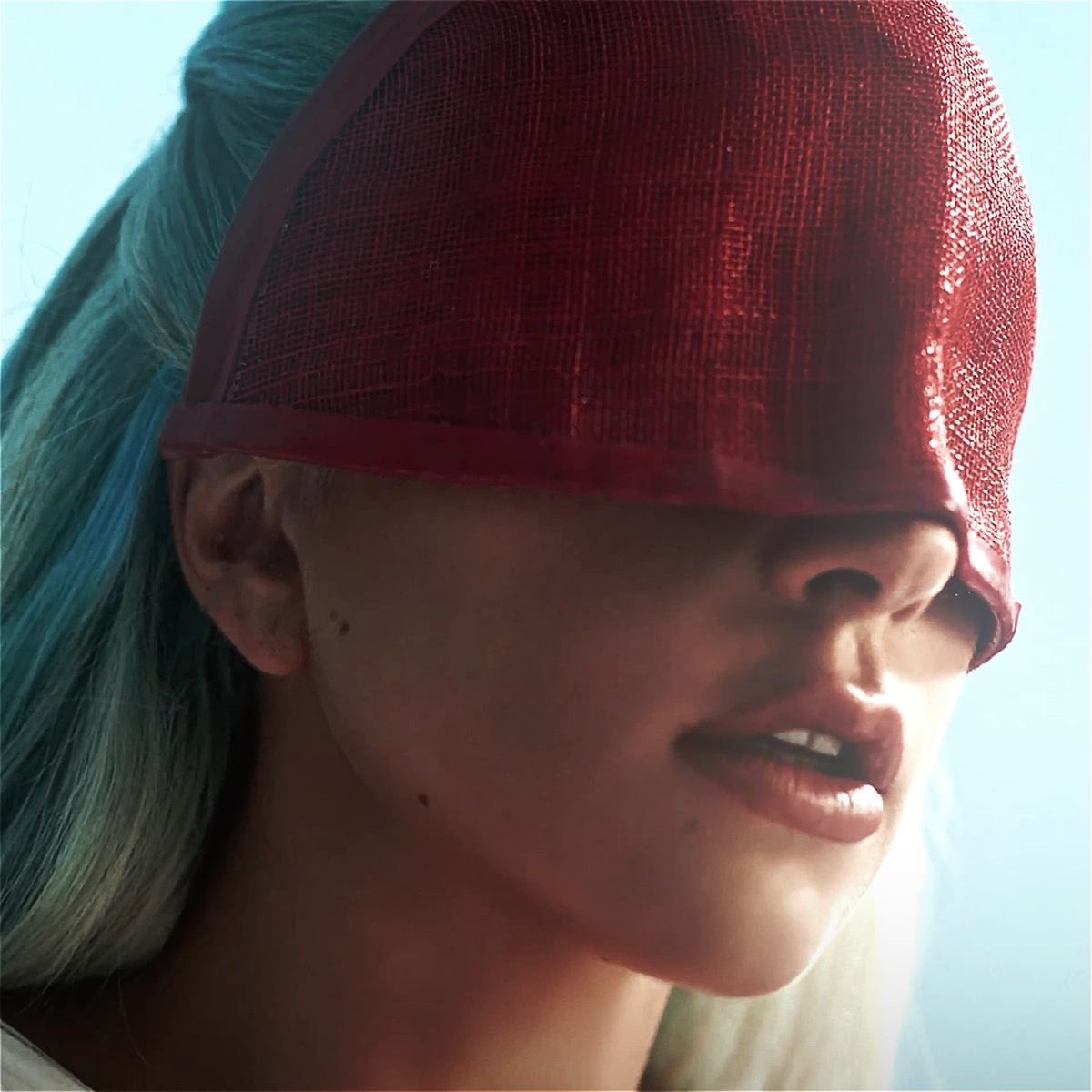 VicePopTv's tweet photo. 🔥 "911" by Lady Gaga has reached 200 MILLION streams on Spotify.

🤯 It’s her 31st song to achieve this. https://t.co/OU1Su4qWsr