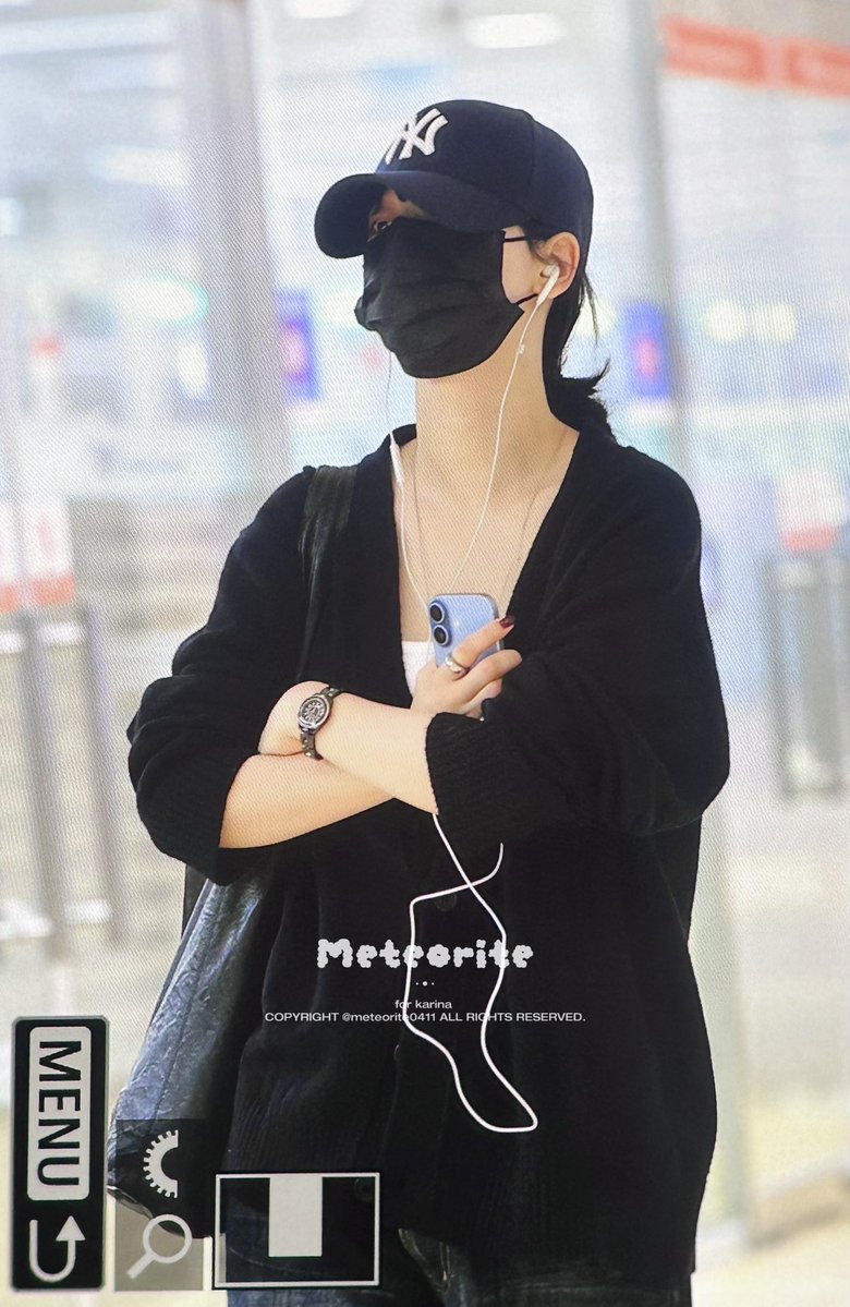 meteorite0411's tweet photo. 261013 ICN #카리나 #Karina #에스파 #aespa https://t.co/sNpgLYBTXU