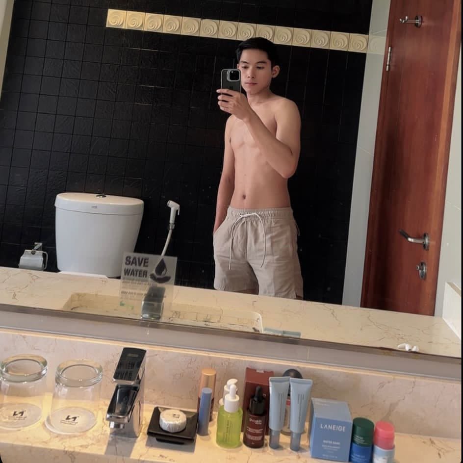 Ammarkeu5356's tweet photo. vaill JKT 
https://t.co/kMMIV7vLOH 
📍Jabodetabek 

#pijatjakarta #massagejakarta #massagerelax #pijatkembangan #pijatjakartaselatan 
#pijatsenayan #pijatpriok #pijatkemang #pijatcawang #pijatthamrin #pijatplusplus #pijattangerang #pijatpanggilanmedan https://t.co/GUsjMKky9S