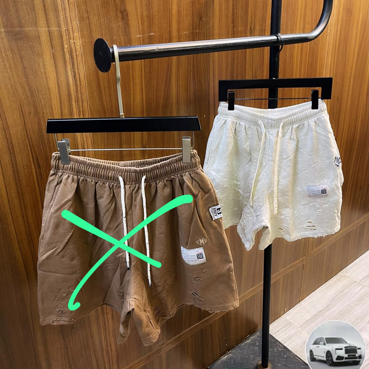 MohhRemmy's tweet photo. Shorts
N27,000

#verydarkman #BBNaija #lagoslif Rufai Wike Blessing CEO Omoyele Sowore 250BTC #theseyitinubucolloquium Paok Taco Tuesday Amen Atletico Madrid Grammy Coastal Atiku Grand 13th of October Umah https://t.co/1j8o1kMW88