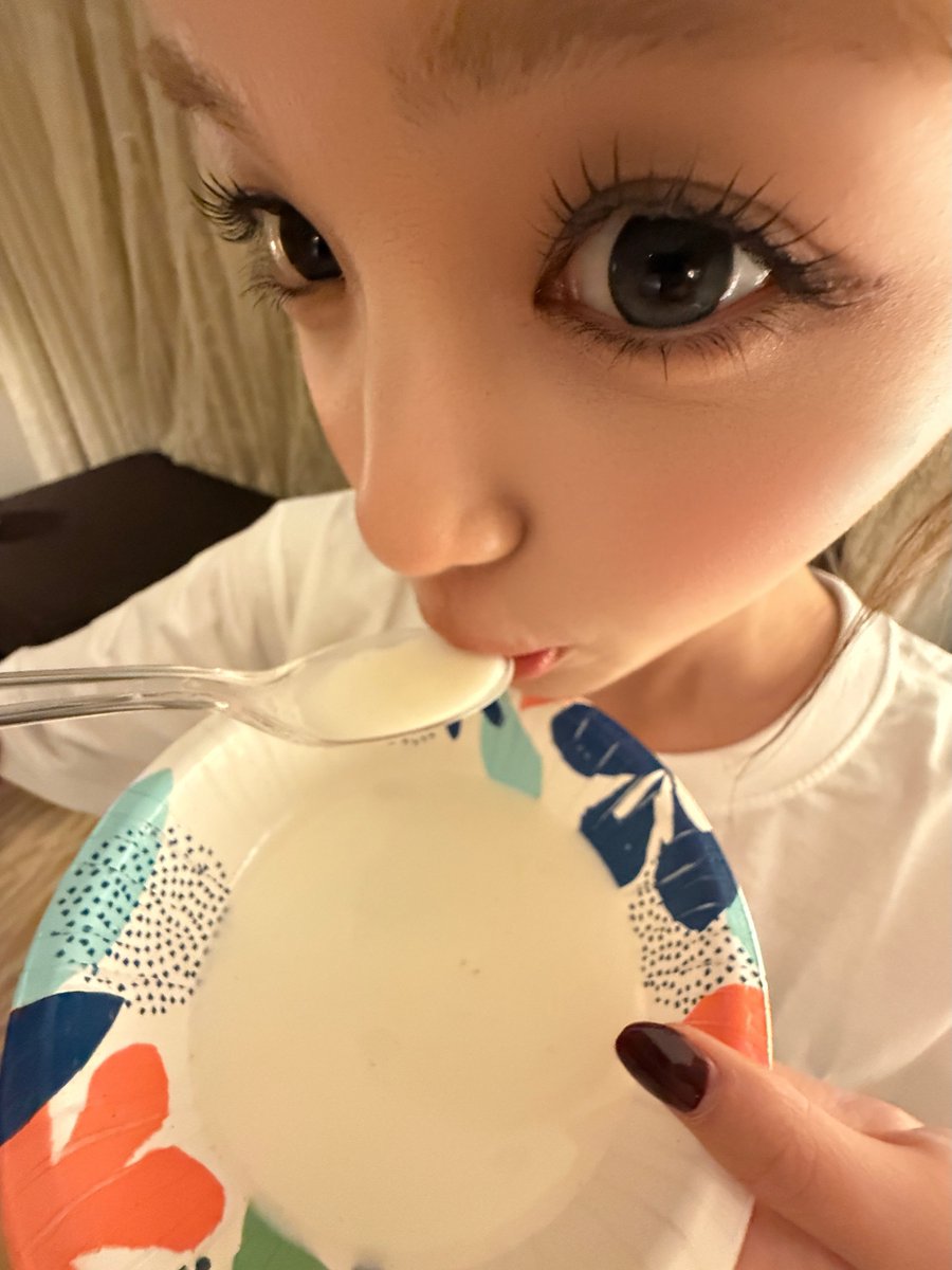 dearH2H's tweet photo. 이런여자아이라 더 호감잇읍니다 https://t.co/ftZLF0C41W