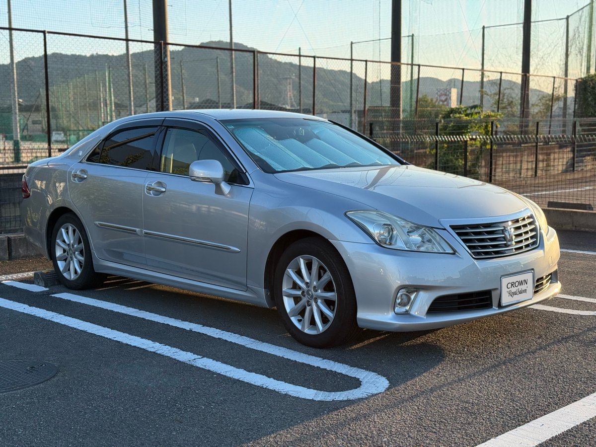 DBA__GRS200's tweet photo. 9月中旬に即凸されて入院しておりましたが、無事復活しました!!

全損40万言われて絶望してましたが、中古部品探し回って、実質負担ゼロ☺️

あとはホイールだけ…
17インチ持ってる方いませんか!!🛞 https://t.co/DW0GjVrzYD