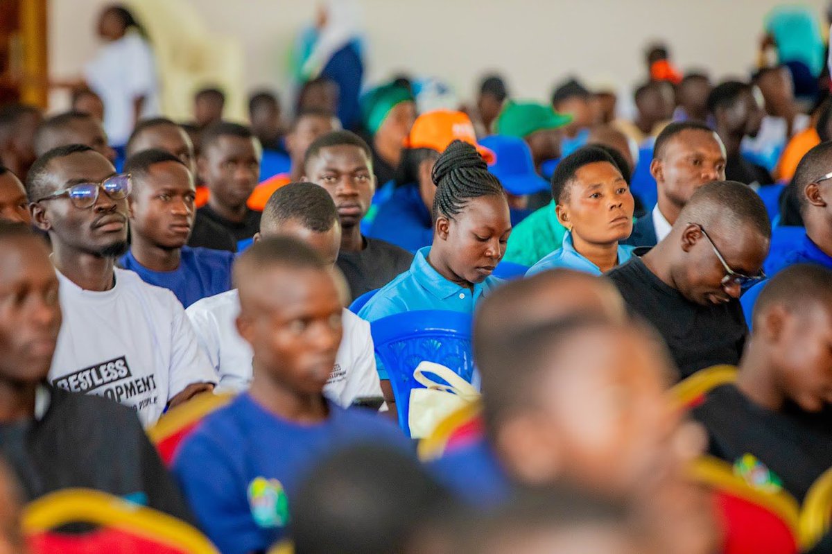 restlessdevtanz's tweet photo. MAADHIMISHO YA WIKI YA VIJANA KITAIFA 2026

Tukiwa Sumbawanga, Mkoa wa Rukwa, maadhimisho ya Wiki ya Vijana Kitaifa 2026 yanaendelea kuwakutanisha vijana na wadau mbalimbali kujadili fursa za maendeleo, ujasiriamali, ajira, ubunifu na ushiriki wa vijana katika maendeleo ya taifa https://t.co/pfYTr6jw32