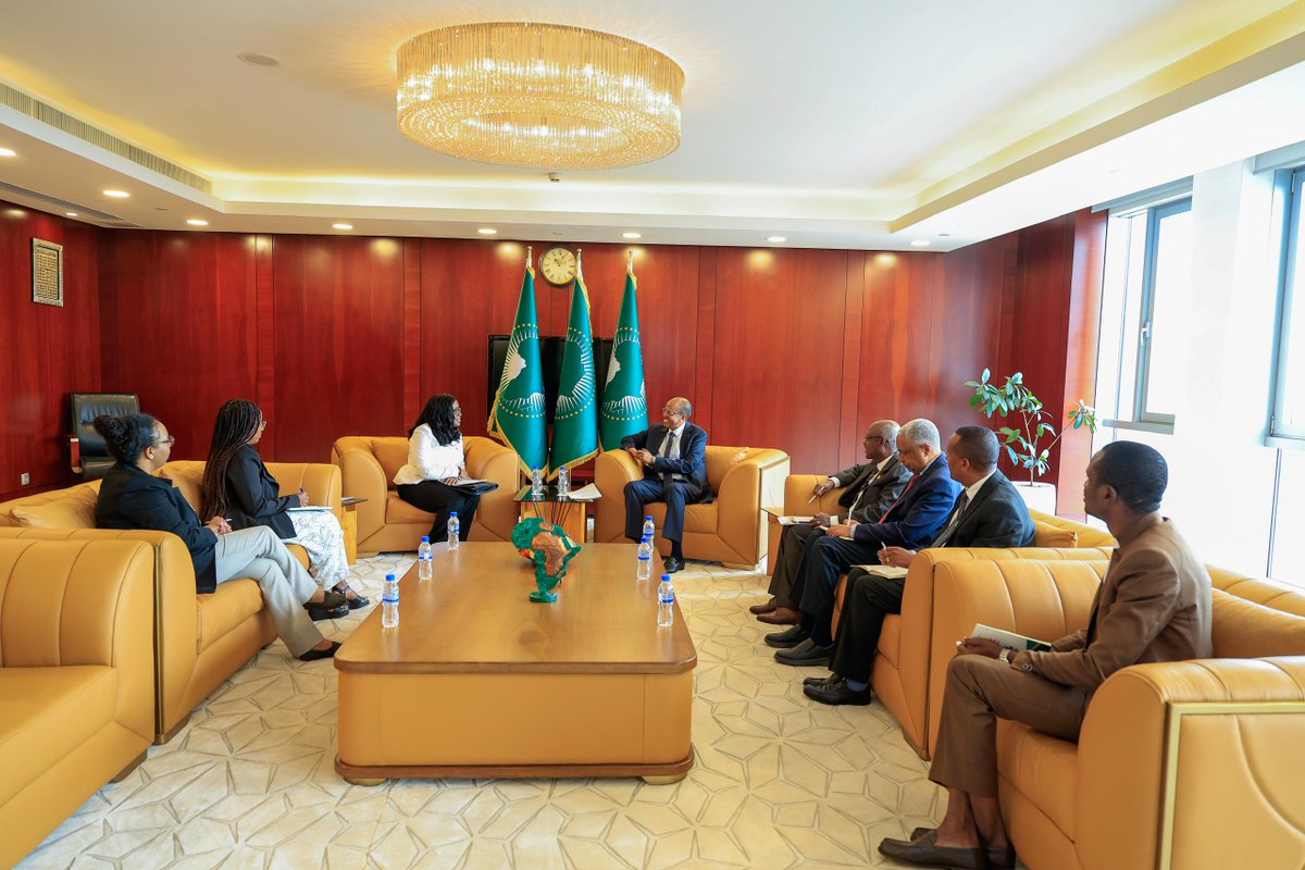 _AfricanUnion's tweet photo. The Chairperson of the African Union (AU) Commission, H.E. Mahmoud Ali Youssouf this morning received the credentials of H.E. Amb. Annika Alman as Ambassador of #Canada to the AU.

The visit also presented the opportunity to discuss strengthening AU–Canada cooperation, aligning shared priorities & advancing sustainable development.

Key areas included domestic resource mobilisation, access to capital, industrialisation & value addition, regional integration through the African Continental Free Trade Area (AfCFTA), & leveraging the African diaspora to boost trade and investment.

The Chairperson @ymahmoudali underscored Africa’s commitment to financing its own development, transforming raw materials into value-added products, creating jobs & strengthening the continent’s role in the global economy. He also highlighted the importance of girls’ education, women’s empowerment and skills transfer.

Amb. Alman reaffirmed Canada’s commitment to supporting an enabling business environment, regional economic integration & investment-led growth. She congratulated the Chairperson on the launch of the Africa Credit Rating Agency in Mauritius last week.

The Chairperson & Amb. Alman underscored the importance of a strengthened, mutually beneficial partnership that advances Africa’s development priorities in line with AU Agenda 2063.

Read @ https://t.co/InJ7UuvKfu