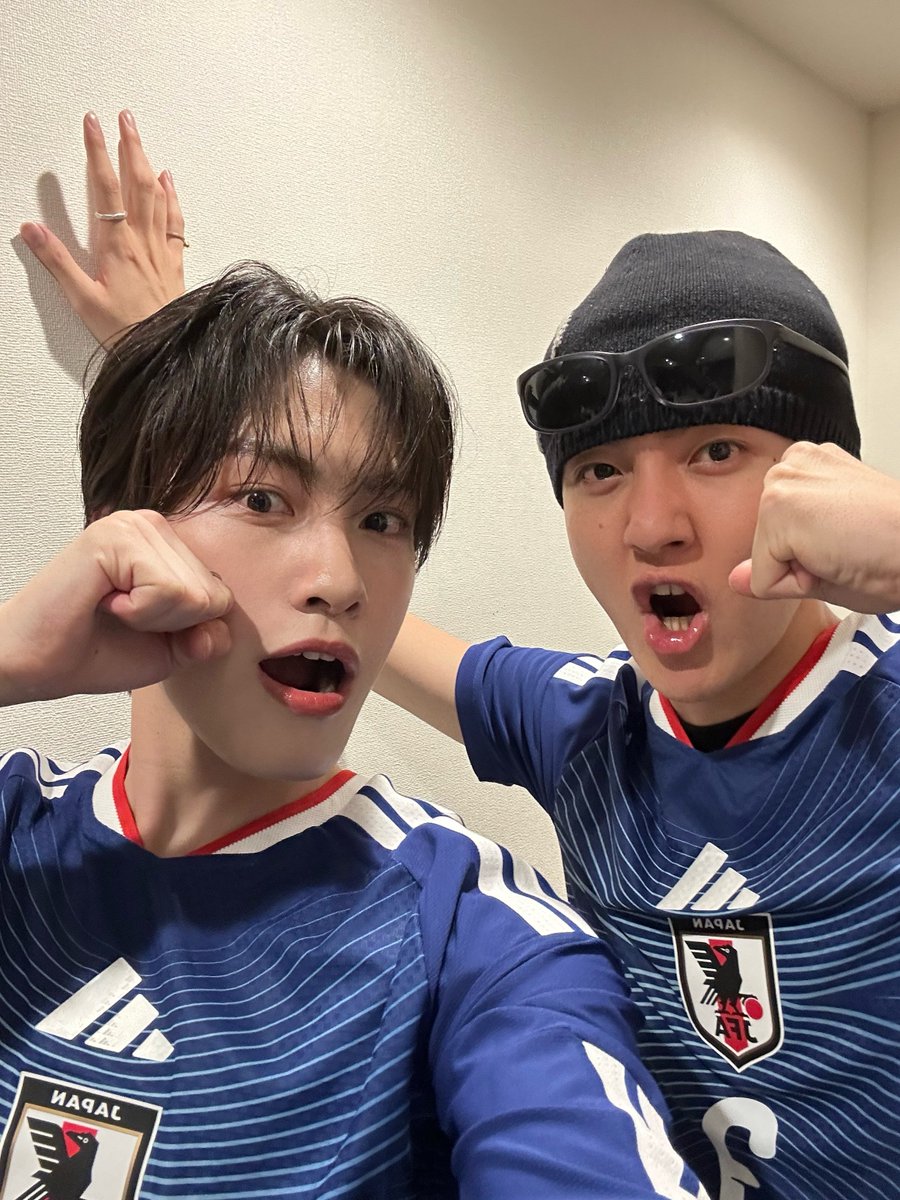 luvaxnur1's tweet photo. れんたじ〜😭💚💜
れんたありがとう😭😭😭🫶🫶
forever brothers😭🫶 https://t.co/9jpNVv6Vsw