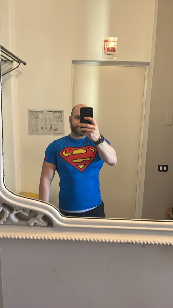 EnricoEnry81's tweet photo. Oggi total 2 di 5
#gym https://t.co/qYvolq7CQQ