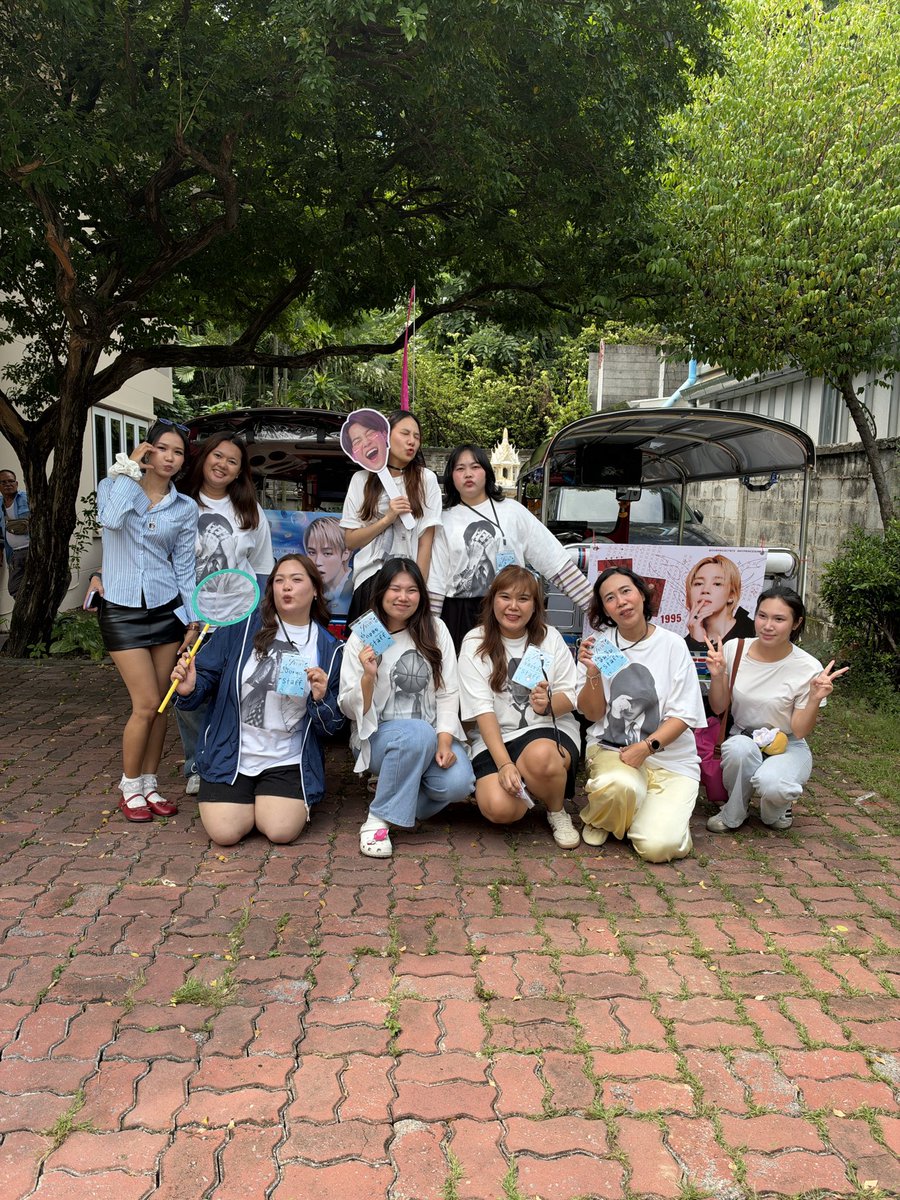 OurProjectBTS's tweet photo. ที่ขาดไม่ได้ คือทีมงานเก่งๆทุกคน
ทีม #OurprojectBTS นายแน่มาก สุดเจ๋งไปเลยขอรับ!
@Sarovath @tndmemiii @PriaoPoo @princessmeily10 @Chimchimdary @dynamyyne @purplepjm7 @pimpimchanok_rm @0309Agust_D  @vatayanon

สี่คนจ๋วยถ้าขาดพวกคุณพวกผมแย้แน่
@Kkchimx2 
@koung_jam
@KhongKhwan_OT7 https://t.co/R0A2MDxnXo