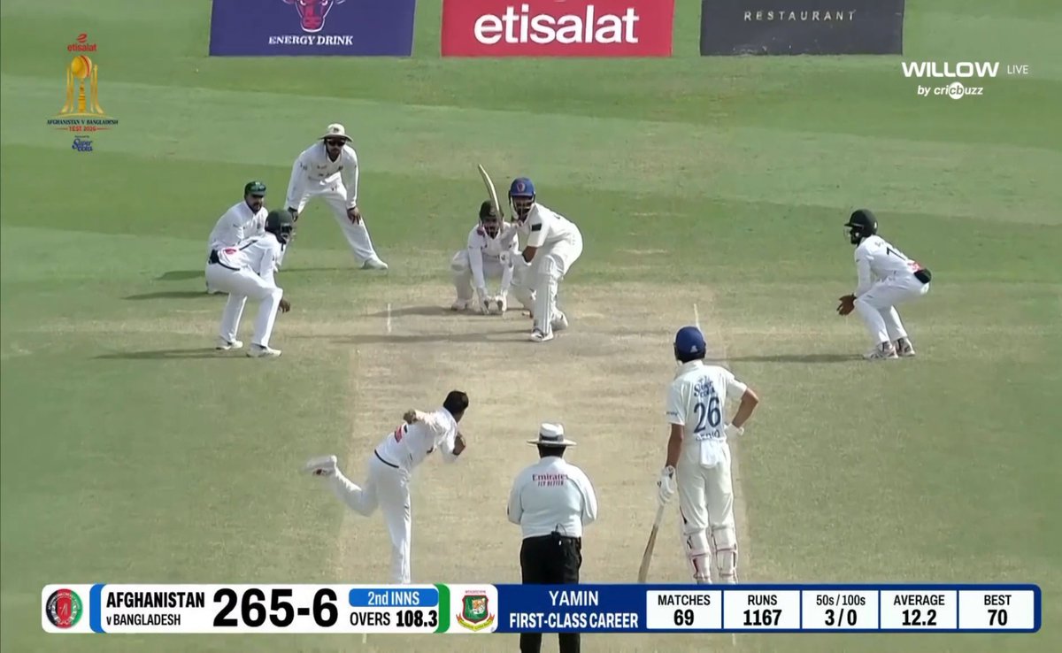 KnightBetz_2's tweet photo. Show me a worse-looking scorecard graphic than this !!! 👎💩
#AFGvsBAN https://t.co/FJrgKj4aJr