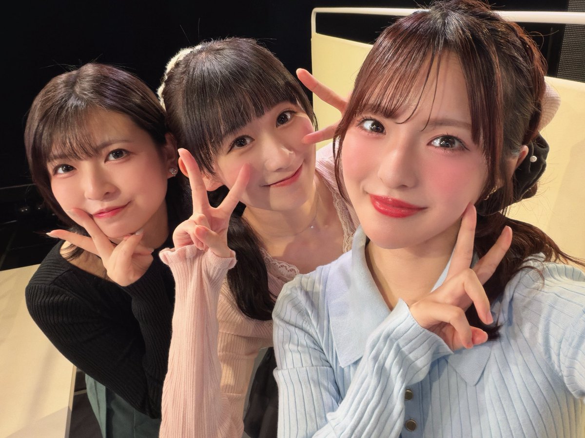 nanami_otsuka's tweet photo. グループハイタッチ会にお越しくださった皆さま、ありがとうございました！！✨

終始賑やかで、にきどらレーン楽しかったです✌️

海里、妃乃推しの皆さんともお話できて嬉しかったーーーー！🥰
23日もよろしくお願いします🌟 https://t.co/RQfVPiIPgk
