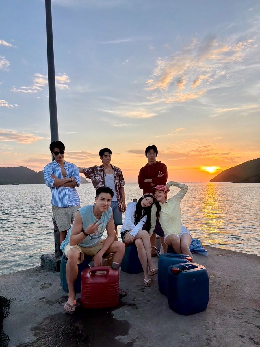 ohmretriever's tweet photo. โซฮอตละเกินหนุ่มพอร์ช 🌊

OHM SURF N LOVE Q4
#SurfNLoveQ4
#SurfNLove #ohmpawat https://t.co/hZot0Fa5ZU