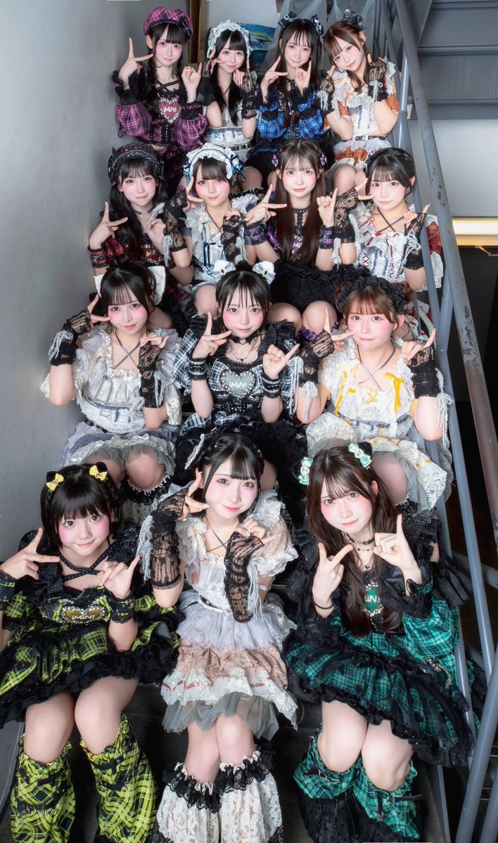 iMiN_official's tweet photo. 「キミ向けキミ！かわいいじゃん！」

#iMiN #MEGAFON https://t.co/JeGORCbtDj
