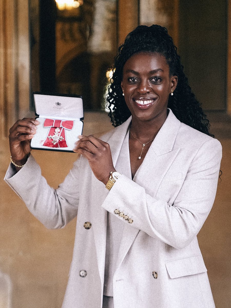 ArsenalWFC's tweet photo. Michelle Agyemang MBE ❤️ https://t.co/TGd9sNYWEU