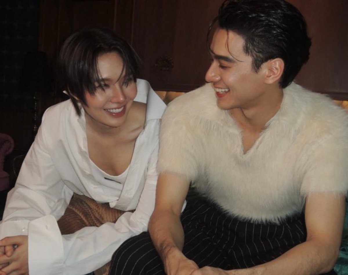 ayellowtulips's tweet photo. : เจอกันที่ after party นะคุณ

: แล้วหลังจากนั้นล่ะครับ https://t.co/iECSedqfir