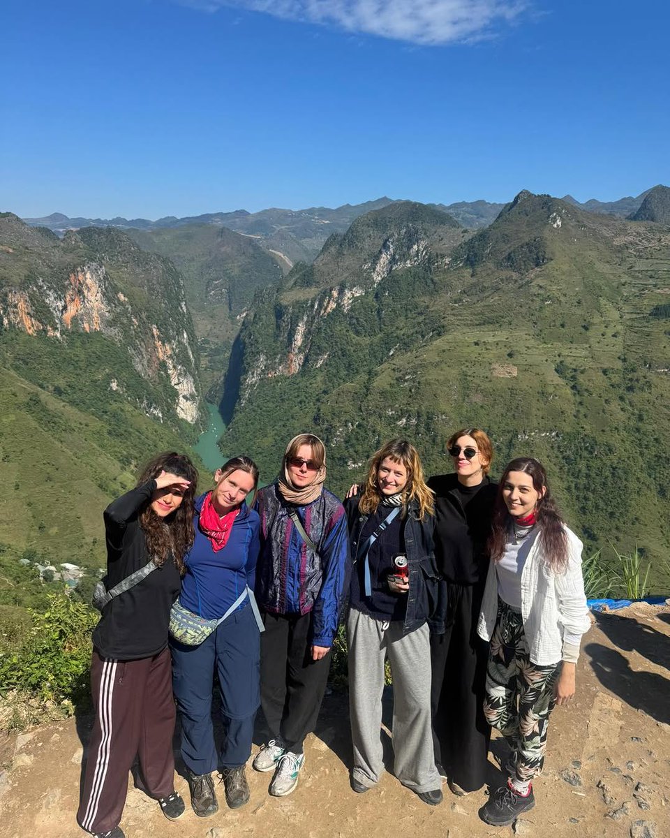 MandaComer's tweet photo. Big smiles, breathtaking views, and unforgettable memories. Another amazing group explored the Ha Giang Loop with our local Easy Riders. Thank you for riding with us—we hope to see you again! https://t.co/cL7zSAtzWX