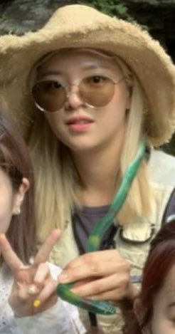 foryoojeong's tweet photo. 2020.                                 2026. https://t.co/5Dk7kCNFkM