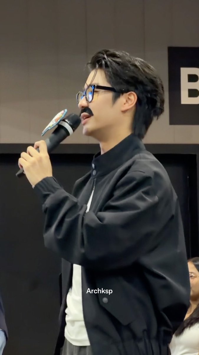SsaiiArchksp's tweet photo. เฮียหึงๆ จะเดรสสสส 5555555555555555555555555555665555555655656

LUKEMICK HAPPY MOMENTS

#GMMTVFANIVAL2026HappyFamilyxLM
#PerthTanapon #lukeso_ https://t.co/vpjunuWkVr