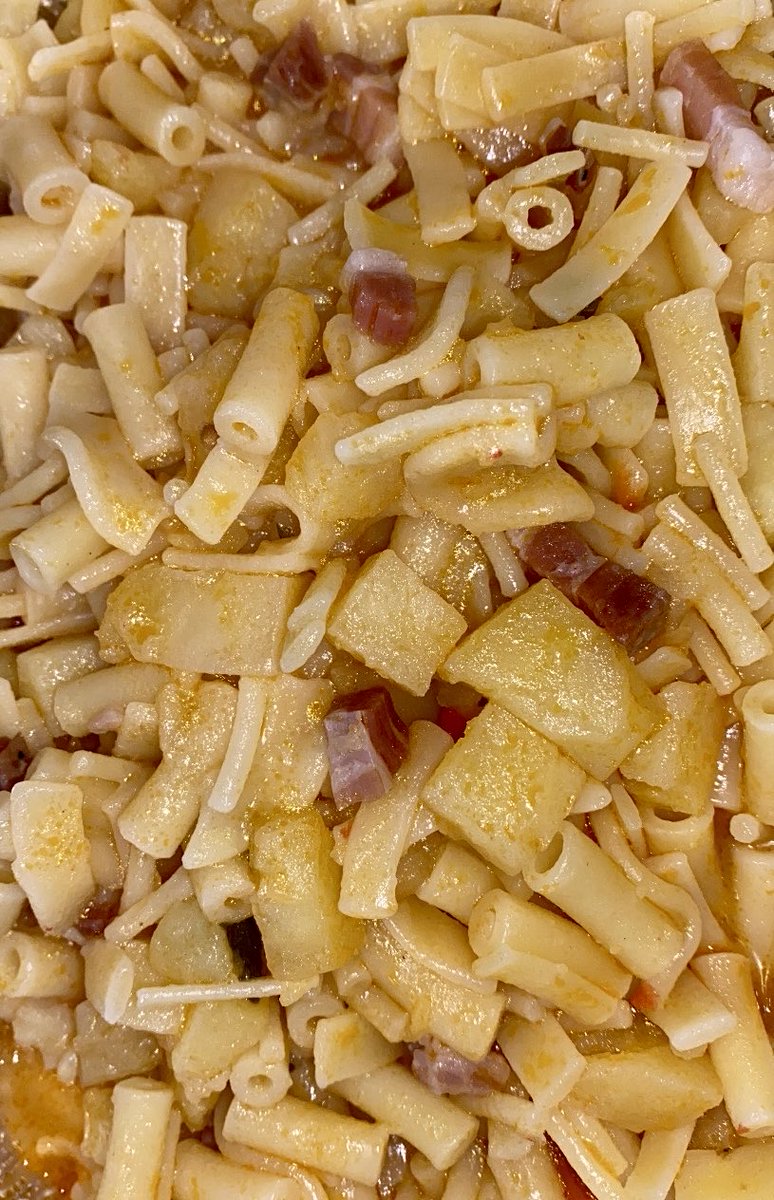 Amyrmia's tweet photo. Pasta e patan https://t.co/yIQgXuqE91