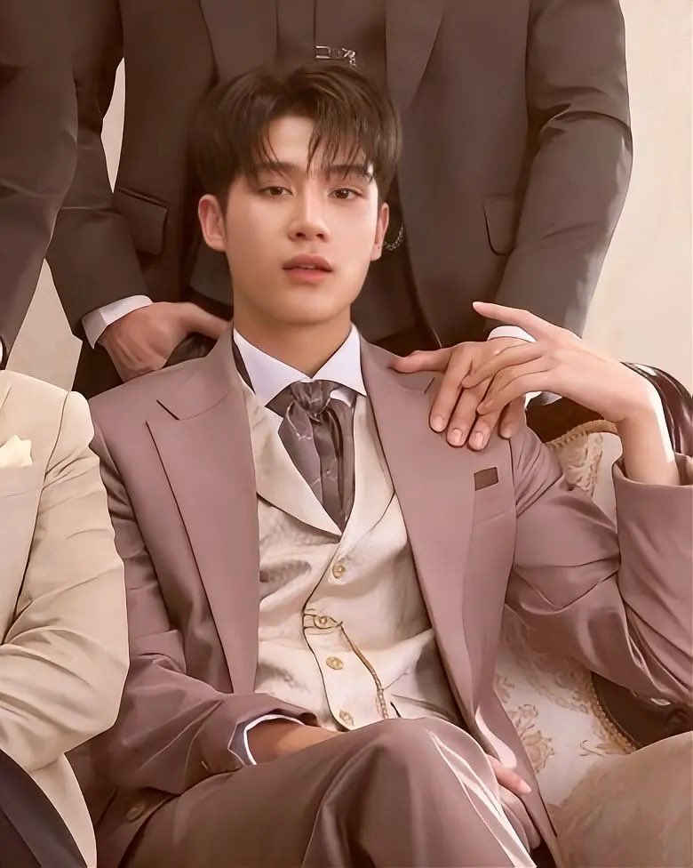 ninesite's tweet photo. serving cunt since 1931 https://t.co/uD9gHFg96K