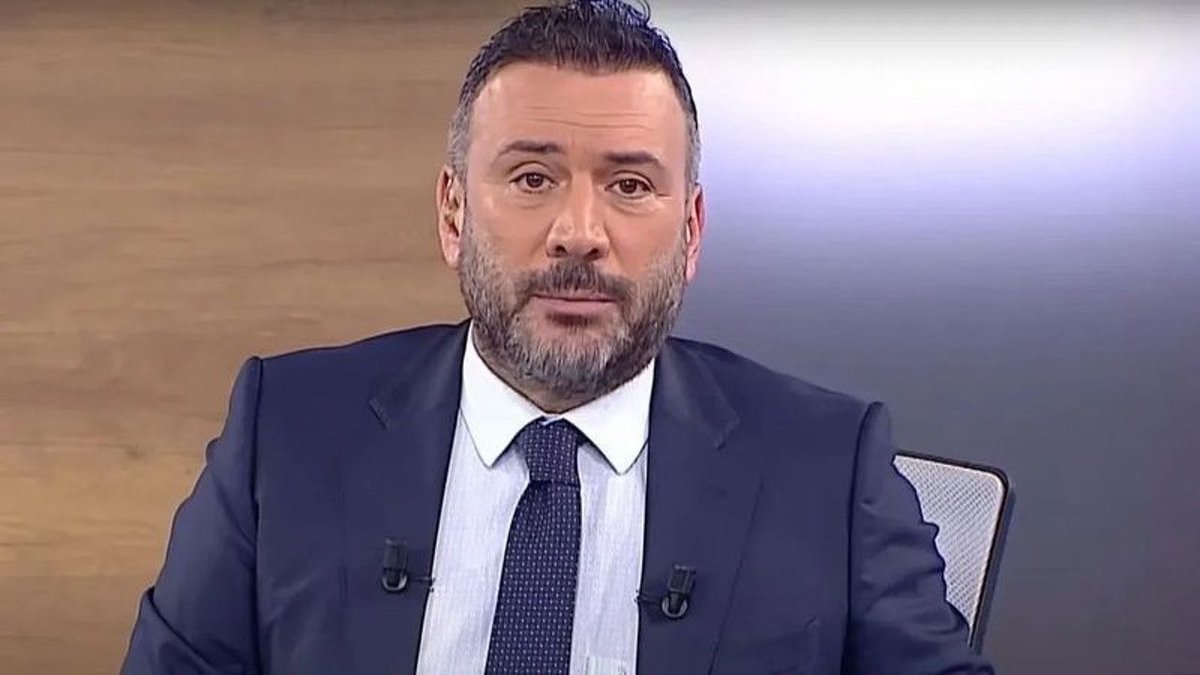 ForzaSenBenYok's tweet photo. Ertem Şener: "Galatasaray bu akşam 5-6 gol yese gerçekten sevinecek misiniz?" https://t.co/u2AGE8SxeO