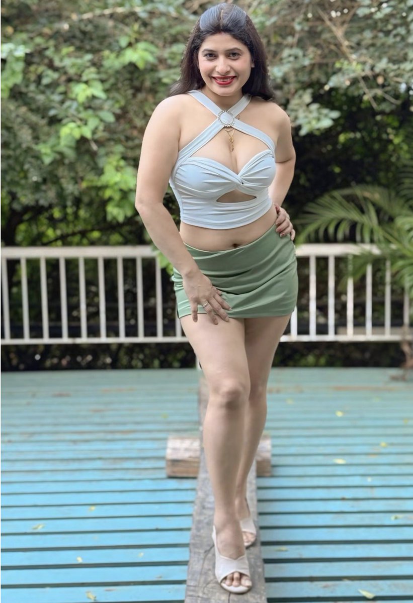 AyushiJain55055's tweet photo. Koi online hai?aao aaj Batao sab se jada ganda kam kya kiya hai dm me fast https://t.co/VSj9Oq6SXt