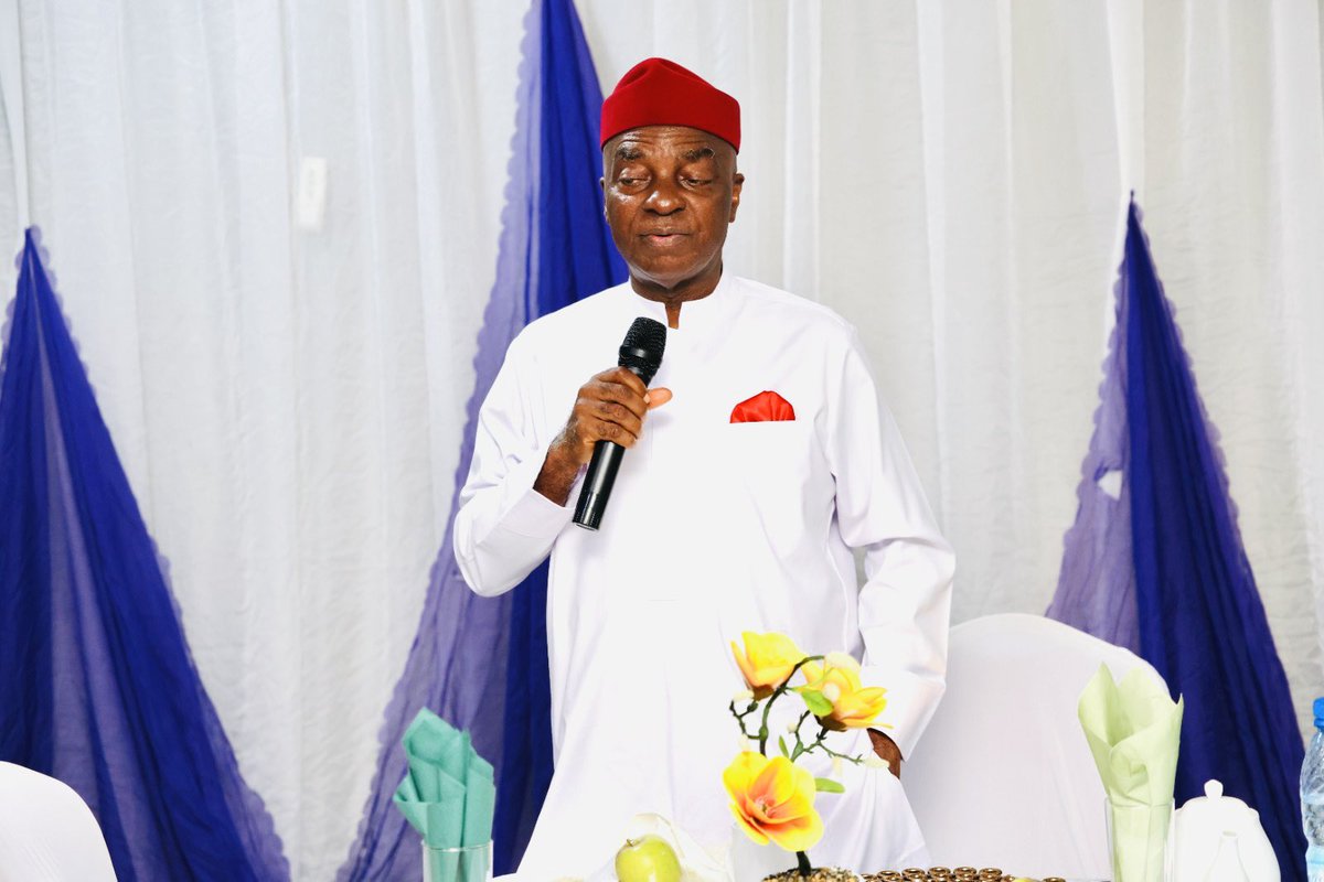 CUHEBRON's tweet photo. 🎯 "Your primary function is in academics; any other assignment is extracurricular." — Chancellor, Dr David O. Oyedepo. 

At a special management dinner, our Chancellor charged leaders to deepen their commitment to research, innovation, and academic excellence. https://t.co/2XWOQ4Oe1b