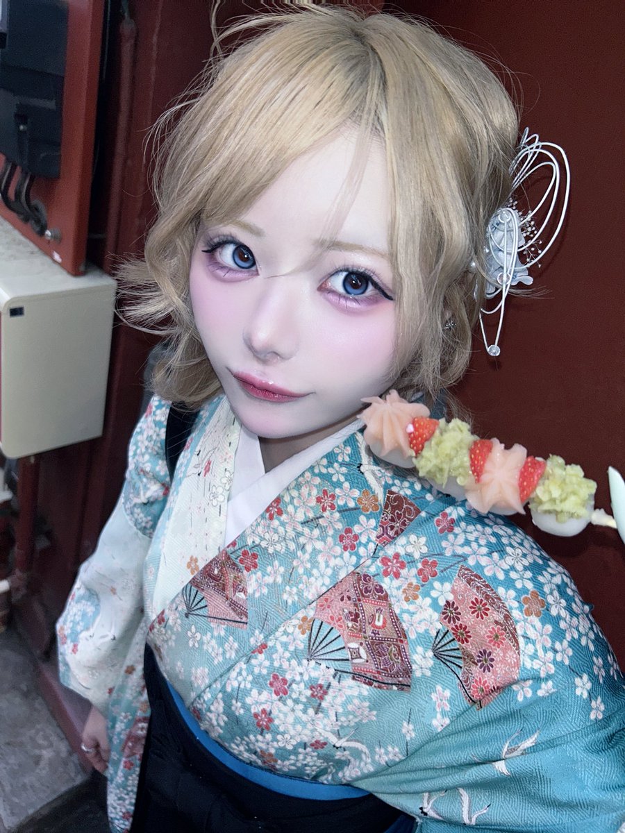 putiputi4567's tweet photo. はいあーん♥ https://t.co/v2Qlmip9Ox