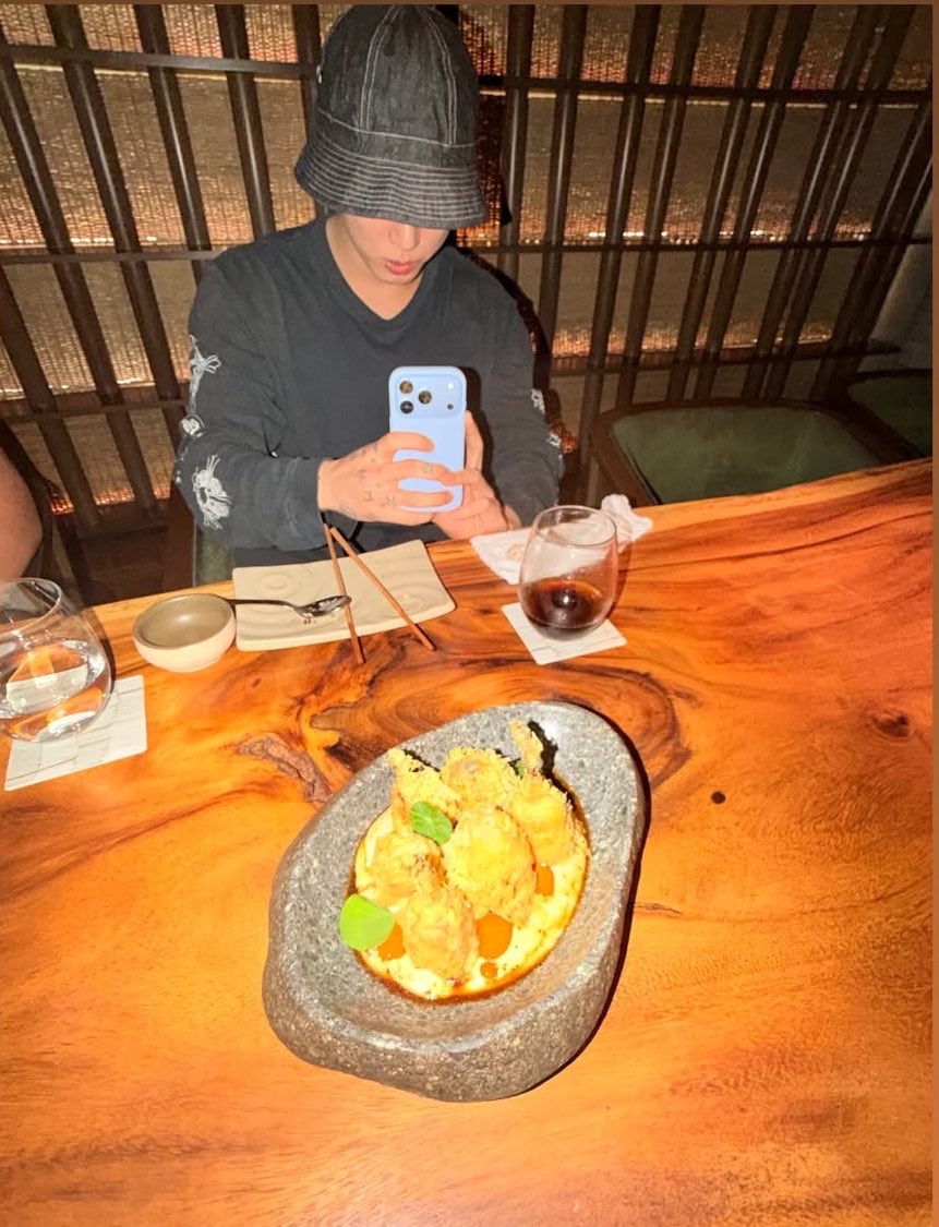 thvdiaries's tweet photo. thv on Instagram <3

🧸yes chef https://t.co/Ub6EY013ub