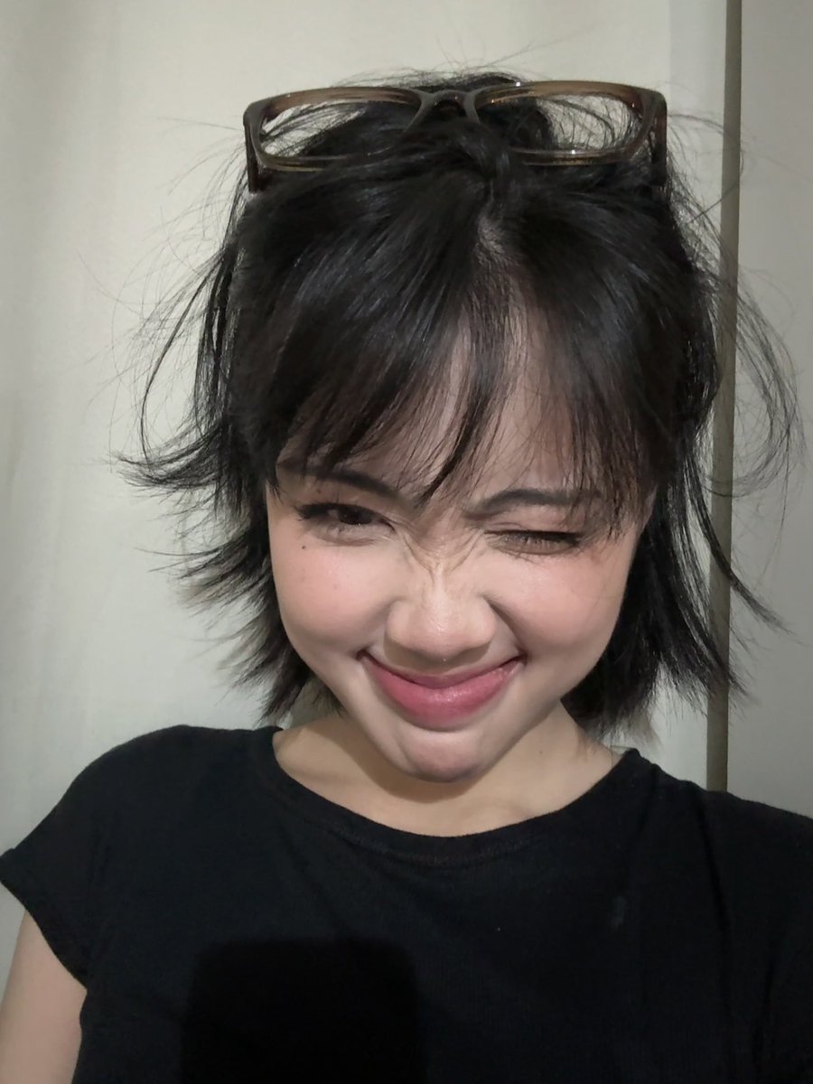 AM_EllaJKT48's tweet photo. #sELLAsa NYA BOSSS https://t.co/JNBzEeHoxp