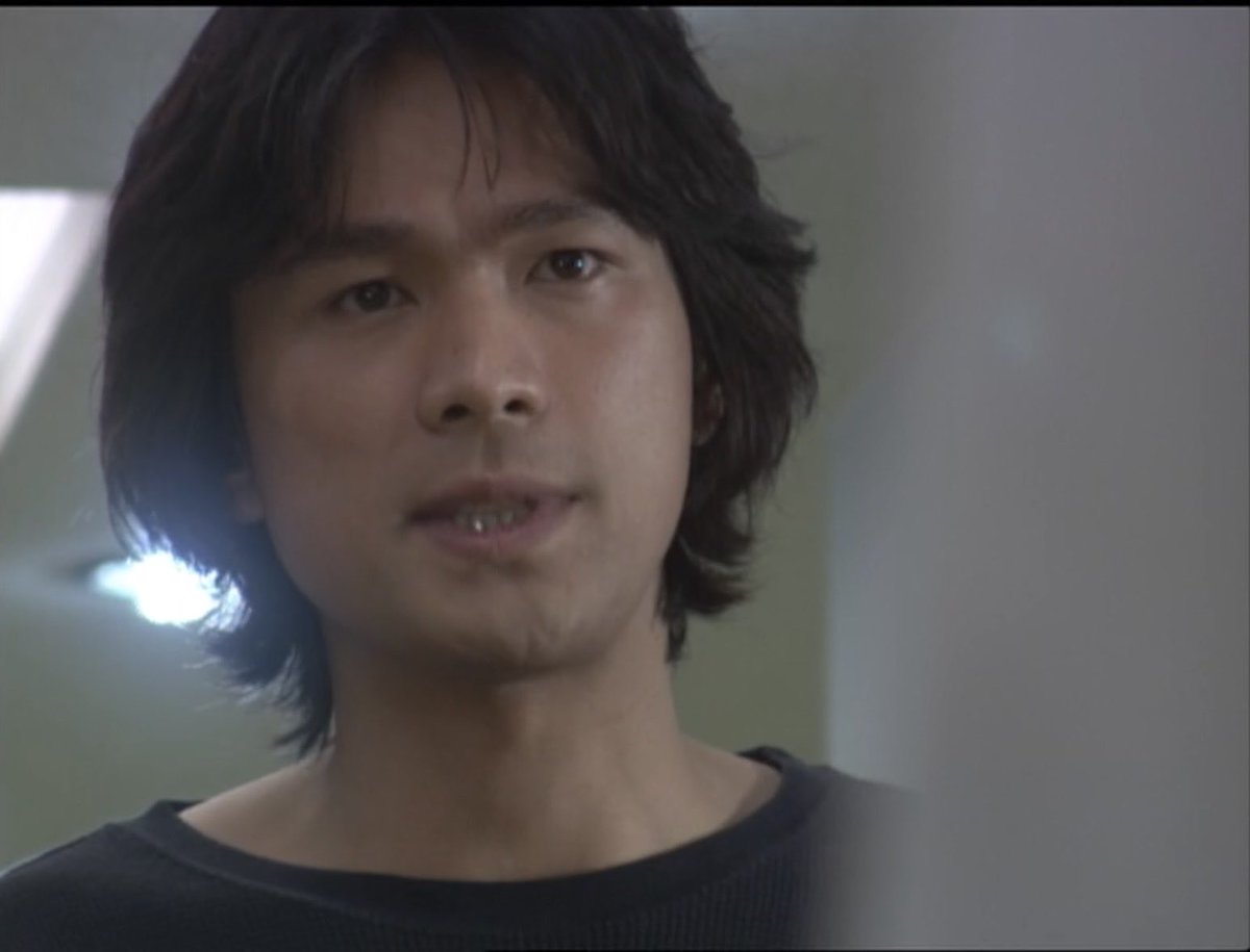 hmzkgasaitatoki's tweet photo. 俺達は人の命を救う事だけを考えてやってるんです。ここには患者を死なせて平気なヤツなんて1人だっていやしない。
例えそれが助からない状態だったとしても自分の判断が間違ったんじゃないか本当は助けられたんじゃないかといつまでも自分を責め続ける。ここに居るのは、そんな連中なんです。 https://t.co/buUmqysoWS