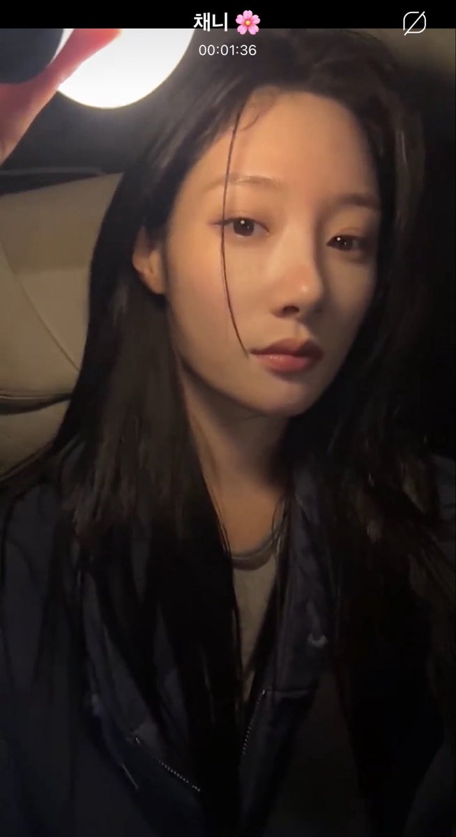 JCYJSM's tweet photo. 제가 여자를 밝히는 게 아닙니다
제 여자가 밝은 것 입니다 https://t.co/hWr2l9rEWJ