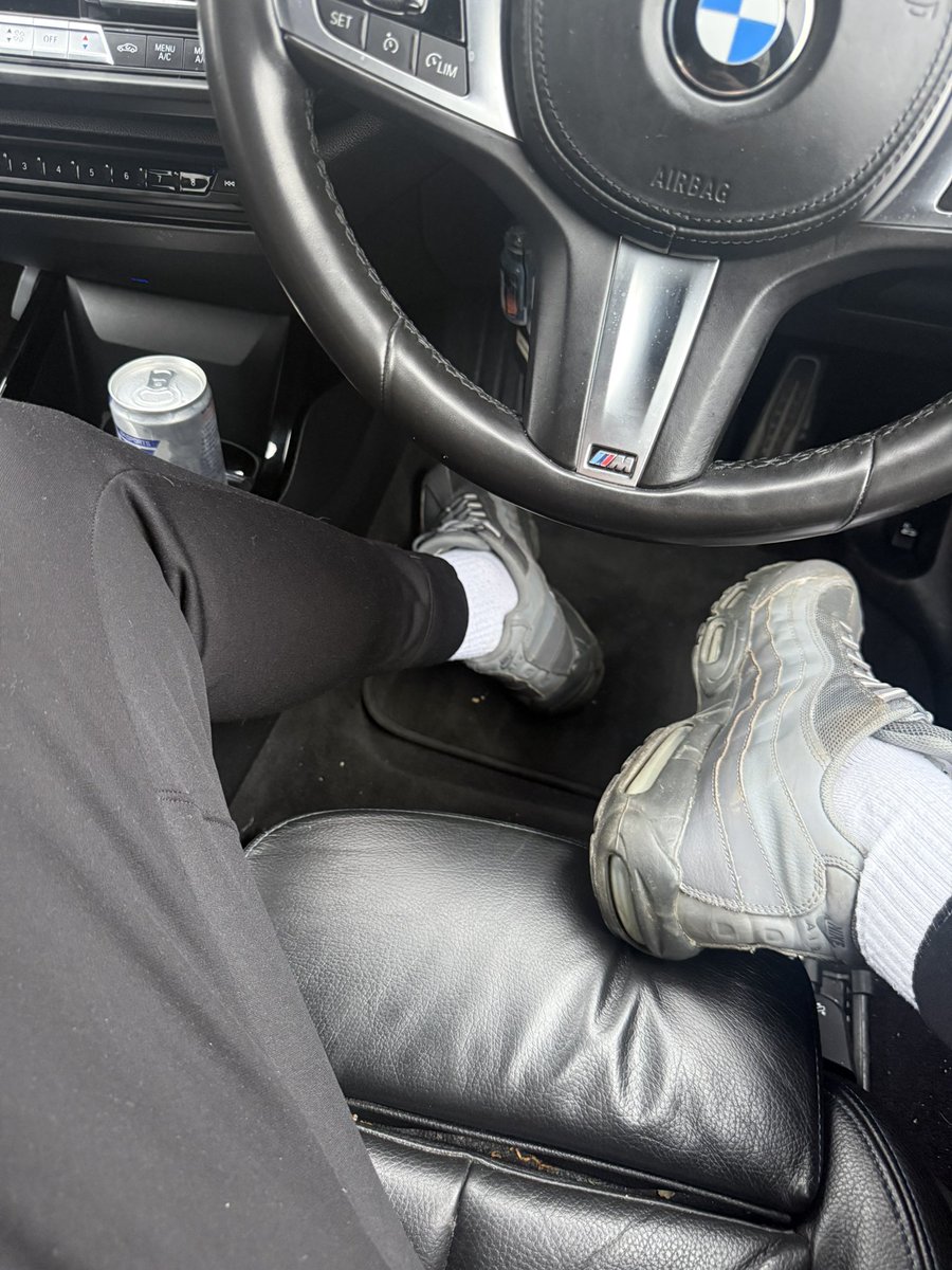 AHChav95's tweet photo. you can lick away boy, clean them 😘

-
-
-
-
-
-
-
-
-
-
-
-
-
#gay
#gayuk
#gaylad
#chavlad
#chav
#gaychav
#chavgay
#scally
#scallylad
#gayscally
#airmax
#nikeairmax
#nike110
#nike95s
#sniffmysneakers
#sneakers
#sneakerfetish https://t.co/kSJjRR6rNm