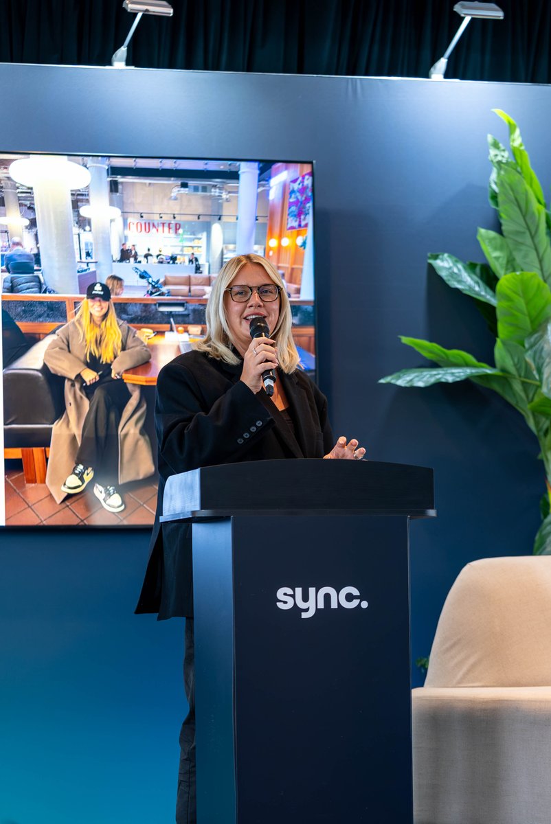 Visualsoft's tweet photo. We welcomed Jenna Meek, CEO and Co-Founder of REFY, to share the story behind the brand’s journey from a standout product to an internationally recognised name.

Read more 👉 >> https://t.co/MHtotJRpj2 https://t.co/yugUcW6zKc