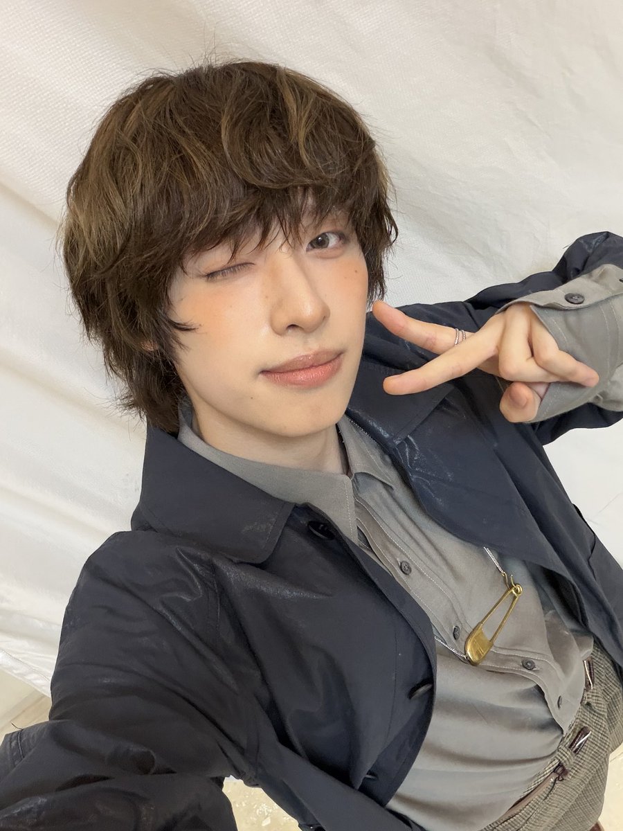 lulluululluu's tweet photo. 미친 저 이거 왜 지금 본거죠 https://t.co/9NG3dc1L40
