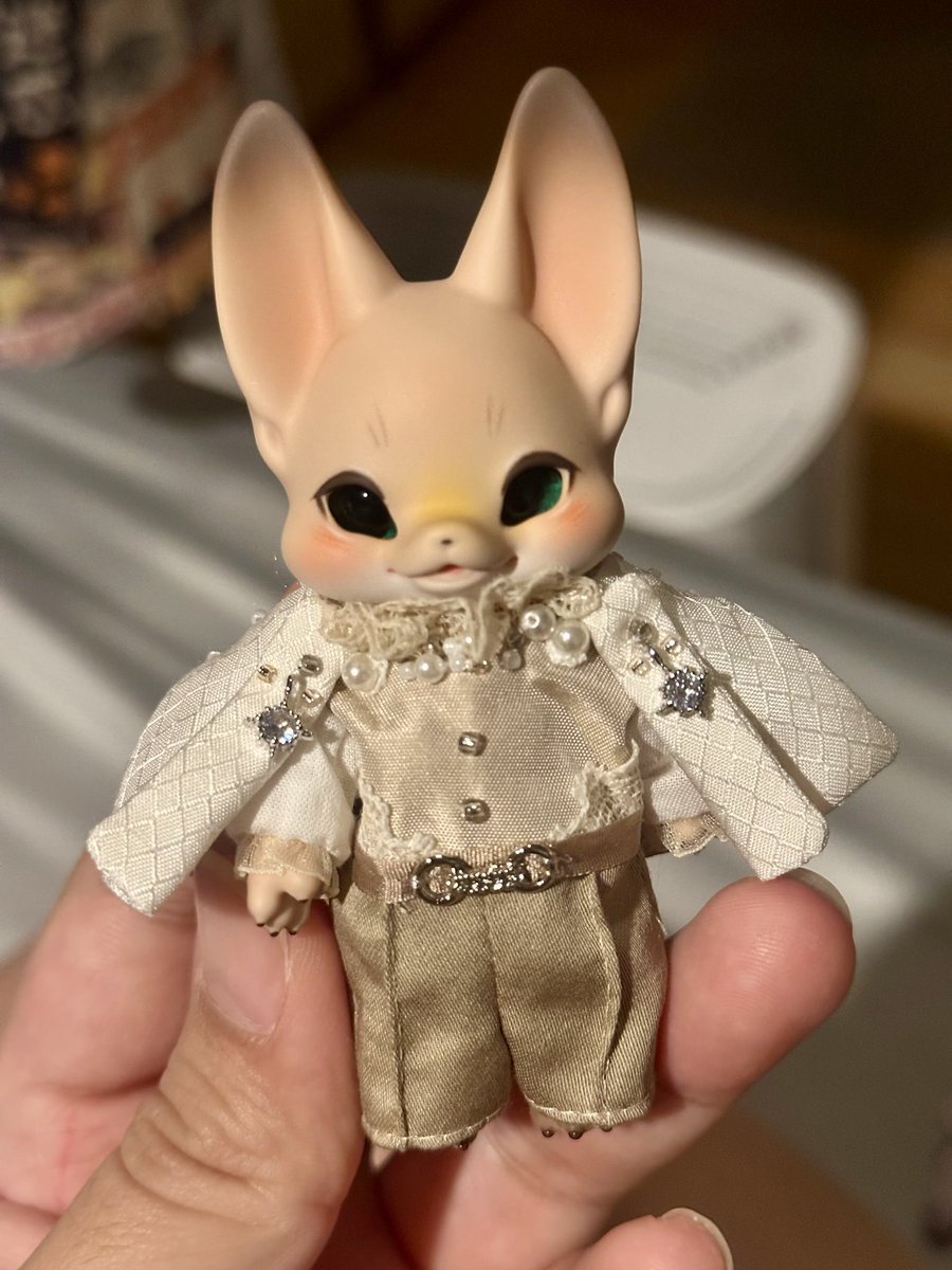 CPiyakamon's tweet photo. I love this classy outfit but it took me almost an hour to finish on my first try. 🙂‍↕️😂
#kumukuku https://t.co/tWcXVBbGdn