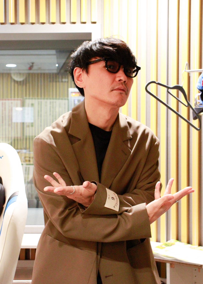 sknymgchann's tweet photo. ／￣￣￣￣￣￣￣￣￣￣＼
サカナクション山口一郎の
　オールナイトニッポン
＼＿＿＿ 第28回 ＿＿＿／

カメムシにセミ
カブトムシ、イチャイチャ虫etc...
虫にまみれた放送でした！

radikoはこちら
https://t.co/QyYkn07jrp

#サカナ山口ANN

次週はaikoさんがゲスト！ https://t.co/c4EItAx6ro